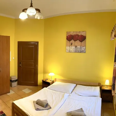 Penzión pre hostí Victoria 2*