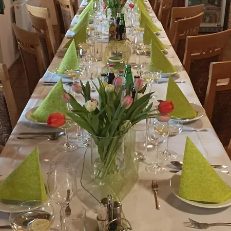 Penzión pre hostí Victoria 2*